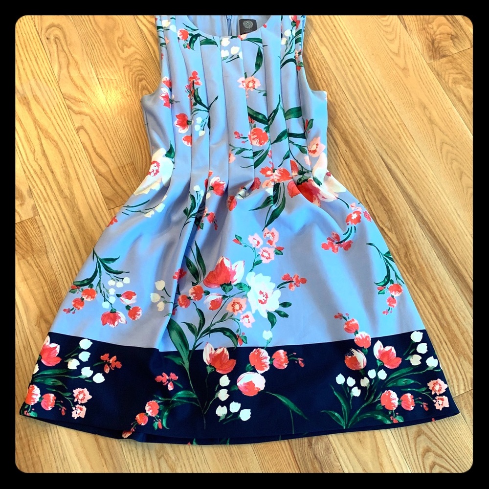 Size 6 Vince Camuto Dress
